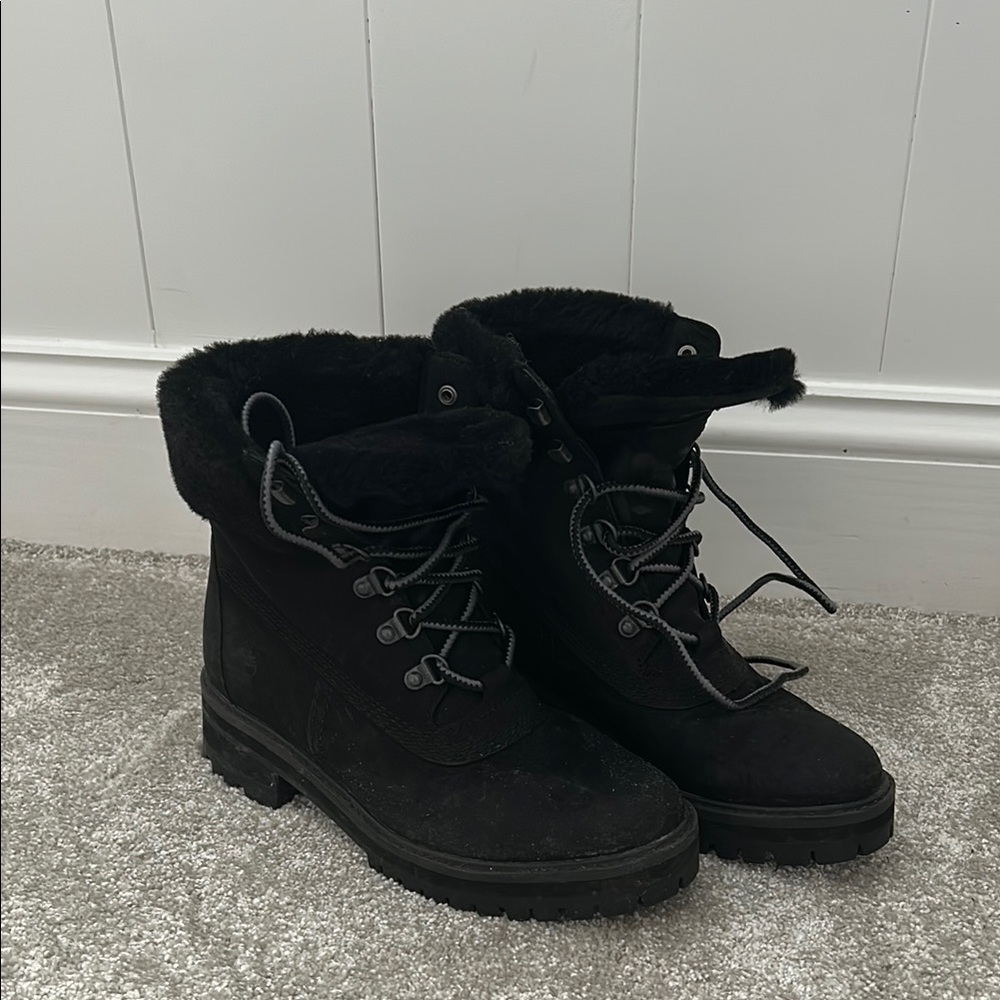 Women's Black Fur-Lined Boots